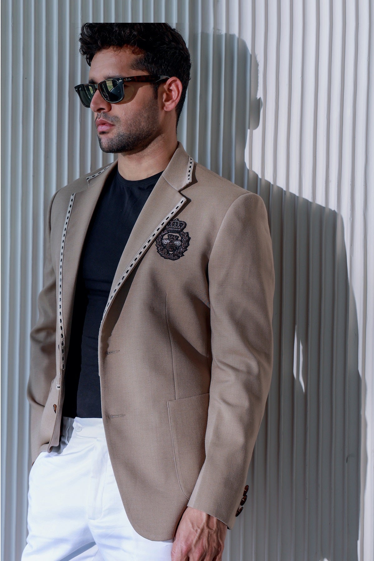 HAZELNUT BROWN EMBLEM JACKET WITH PANTS