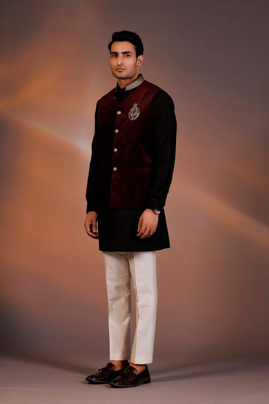 MAROON NEHRU JACKET BLACK KURTA SET