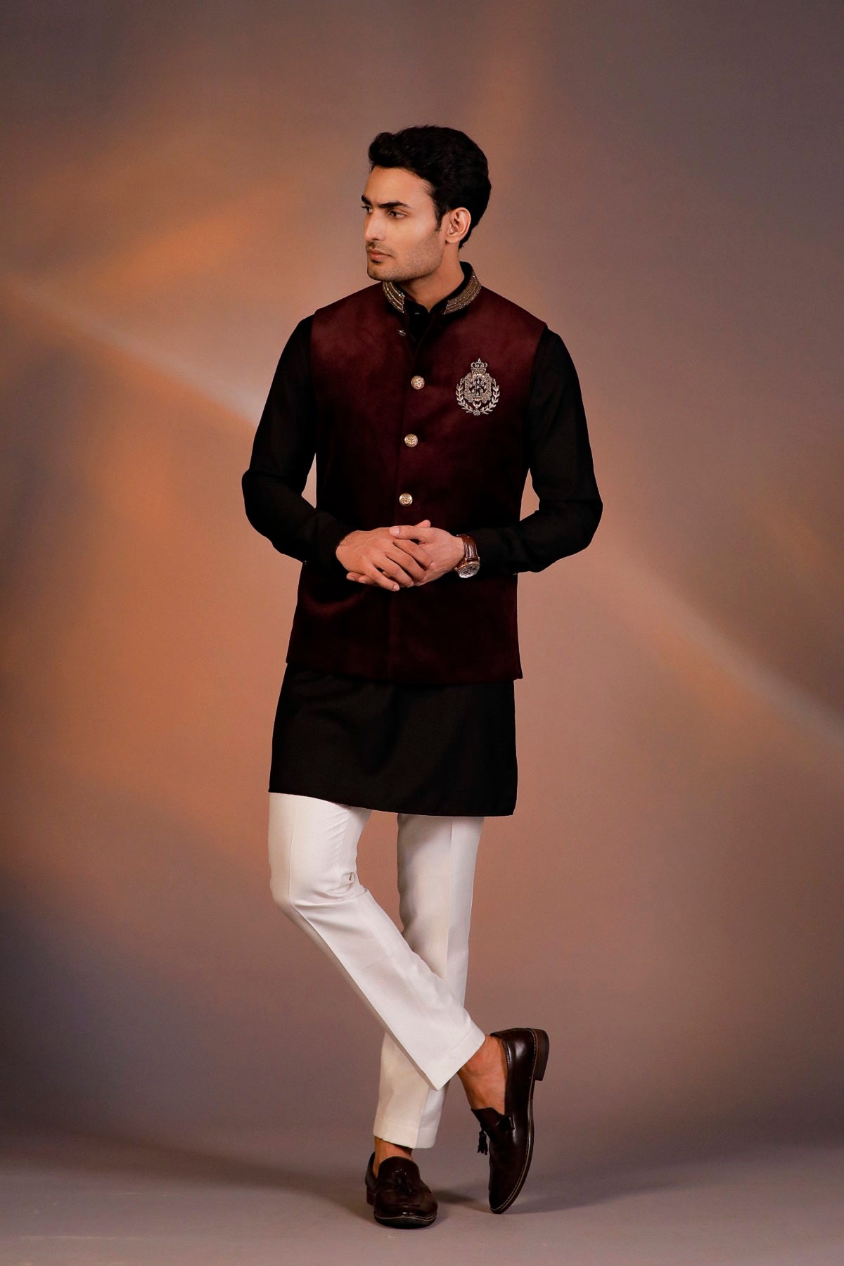 MAROON NEHRU JACKET BLACK KURTA SET