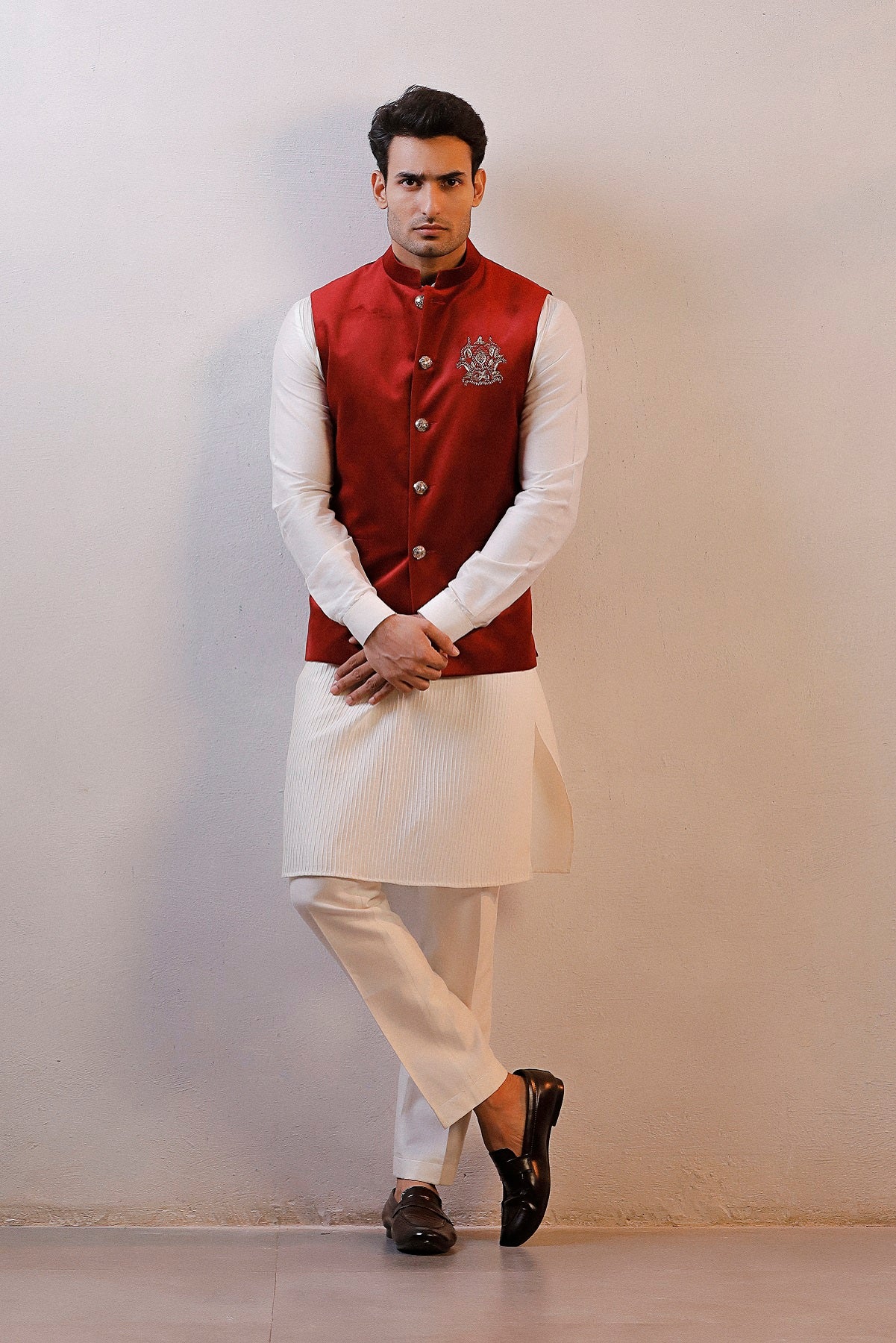 MAROON VELVET JACKET IVORY KURTA SET