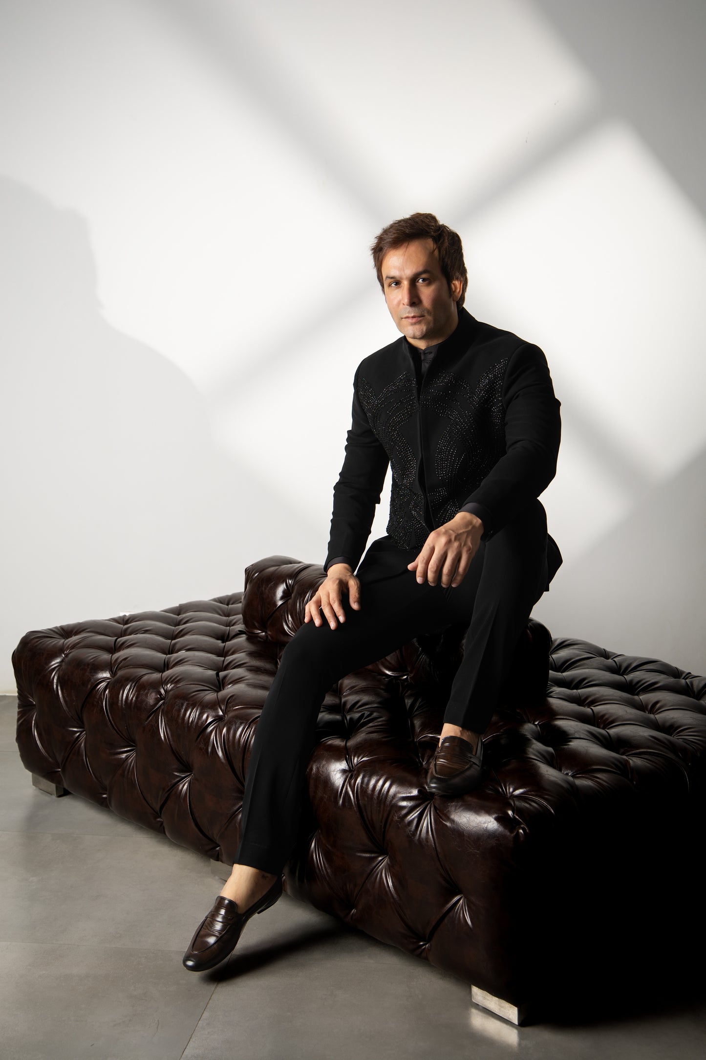 BLACK JAPANESE GLASS EMBROIDERY BAND GALA SET