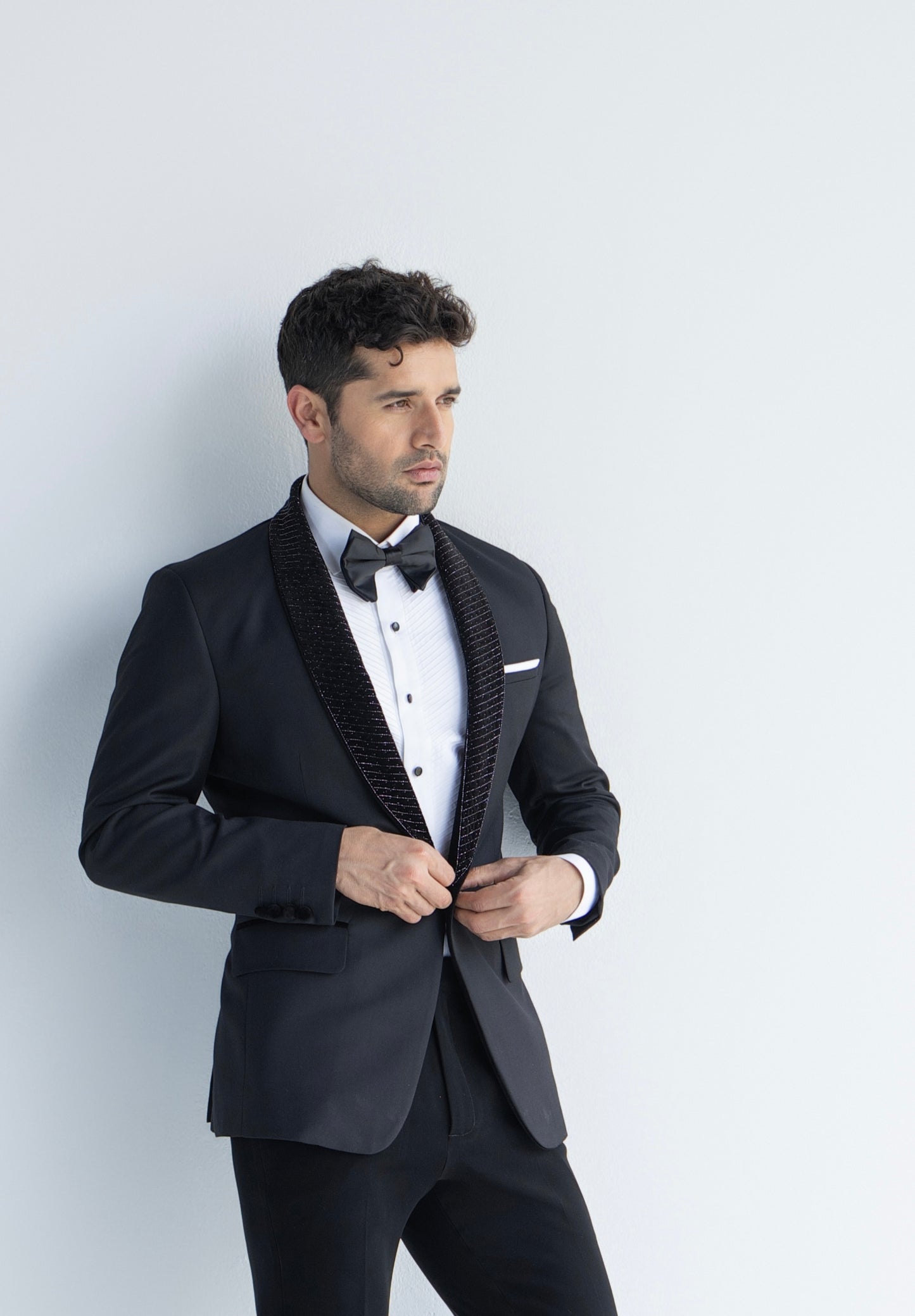 BLACK BREAD EMBROIDERY TUXEDO