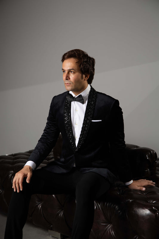 CRYSTLE STONE EMBROIDERY TUXEDO