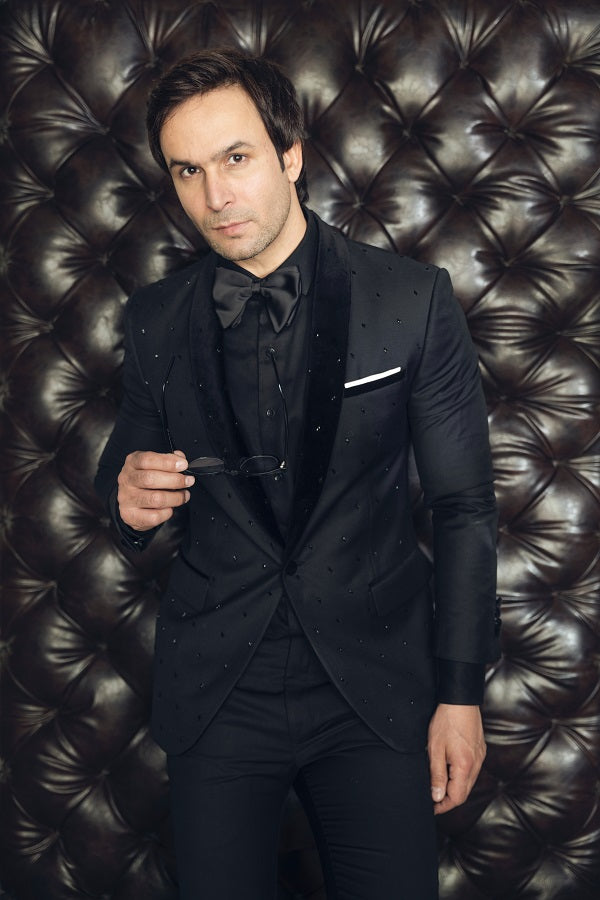 Black scatter embroidered velvet shawl collar suit