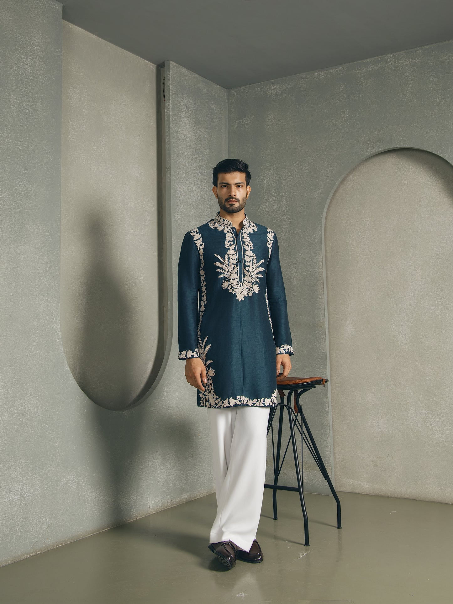 TEAL FLORAL SILK THREAD EMBROIDERY  KURTA PANT SET
