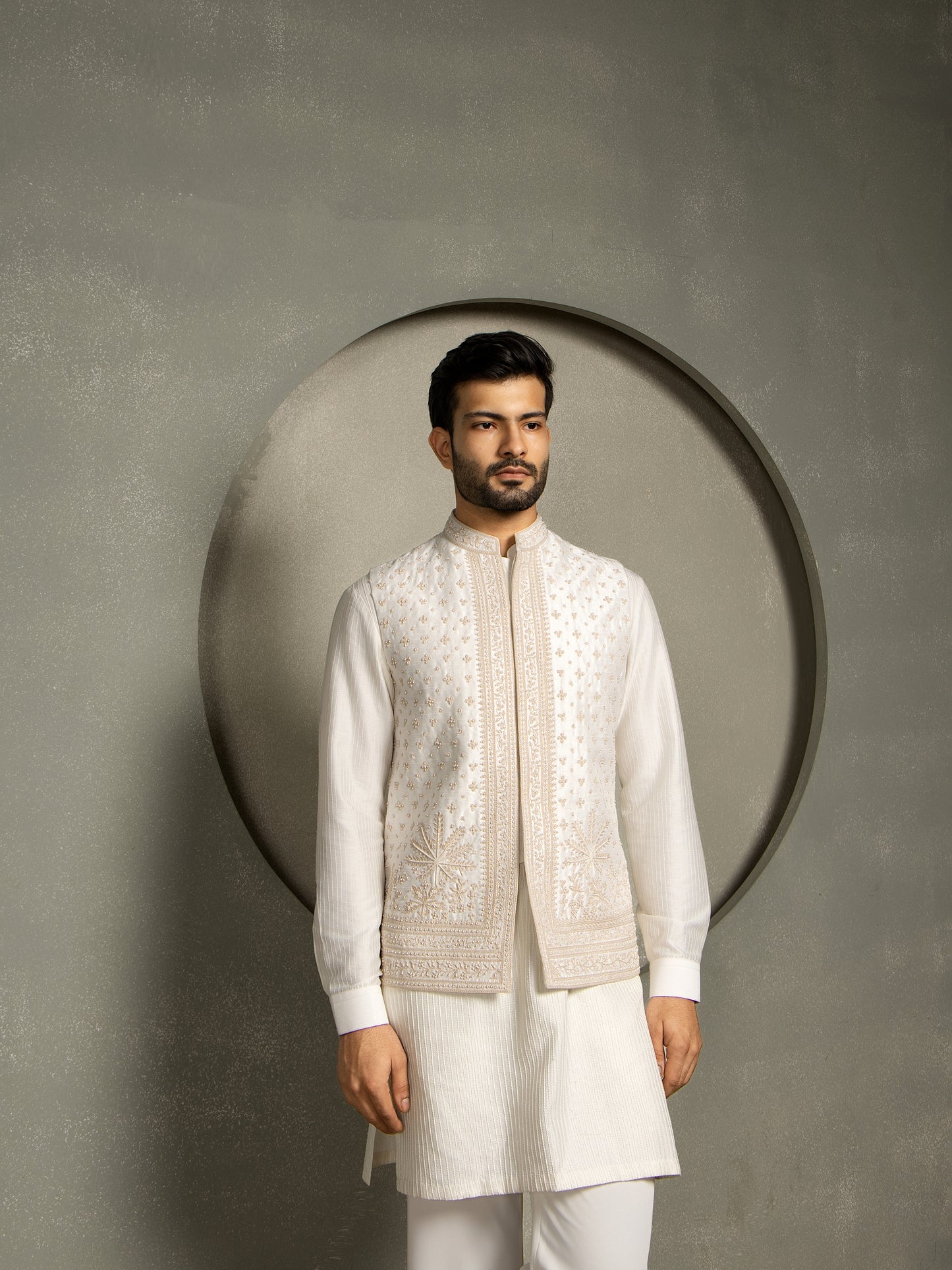 FLORAL IVORY EMBROIDERY NEHRU JACKET SET