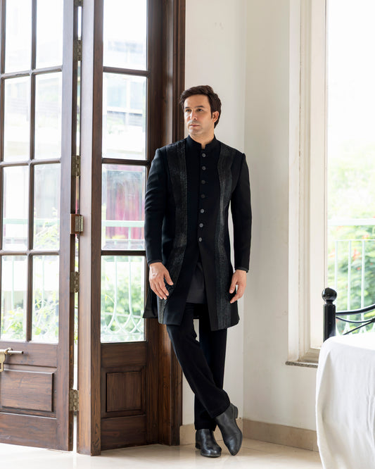 BLACK GLASS  WORK INDOWESTERN SET