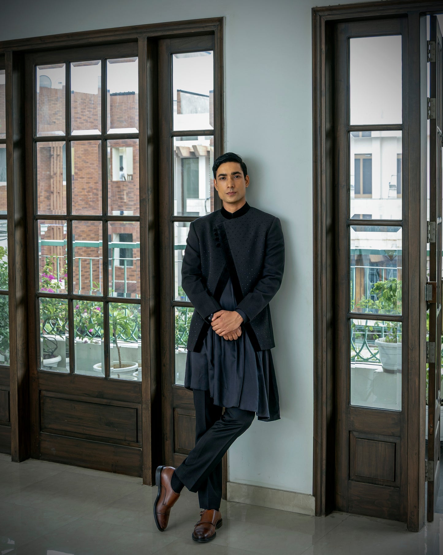 BLACK JAQUARD WITH GLASS CUT INDOWESTERN SET