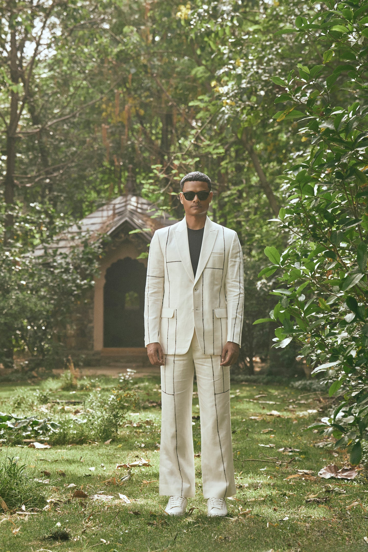 OFF WHITE LINEN CAUSAL SUIT