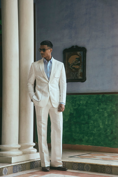 CASUAL WHITE LINEN SUIT