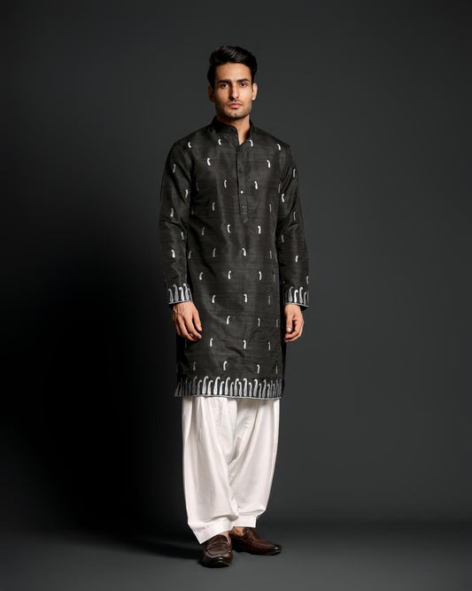 BLACK SILVER ZARI EMBROIDERY KURTA SET