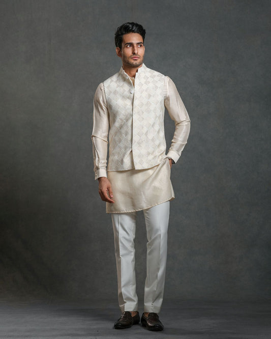 OFF WHITE GLASS THEREAD EMBROIDERY NEHRU JACKET KURTA SET