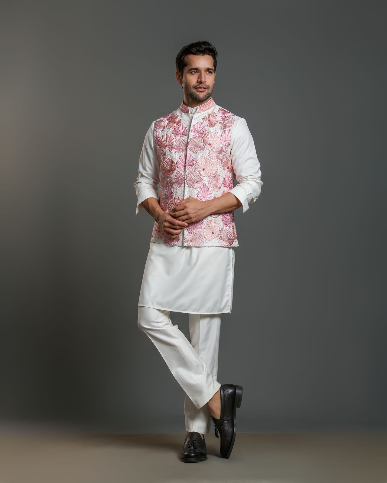 PASTEL PINK FLORAL THREAD EMBROIDERY NEHRU JACKET KURTA SET