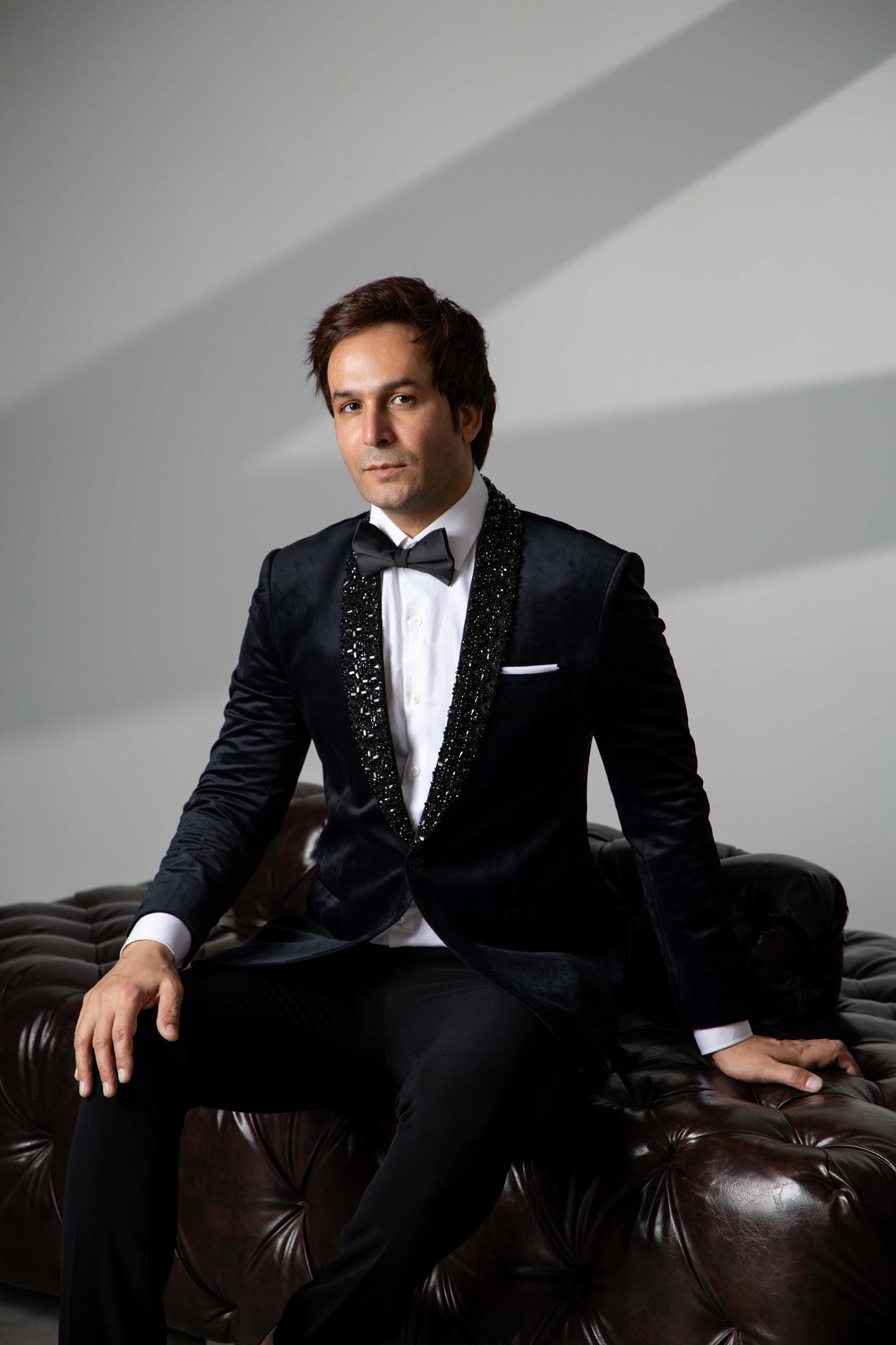 CRYSTLE STONE EMBROIDERY TUXEDO