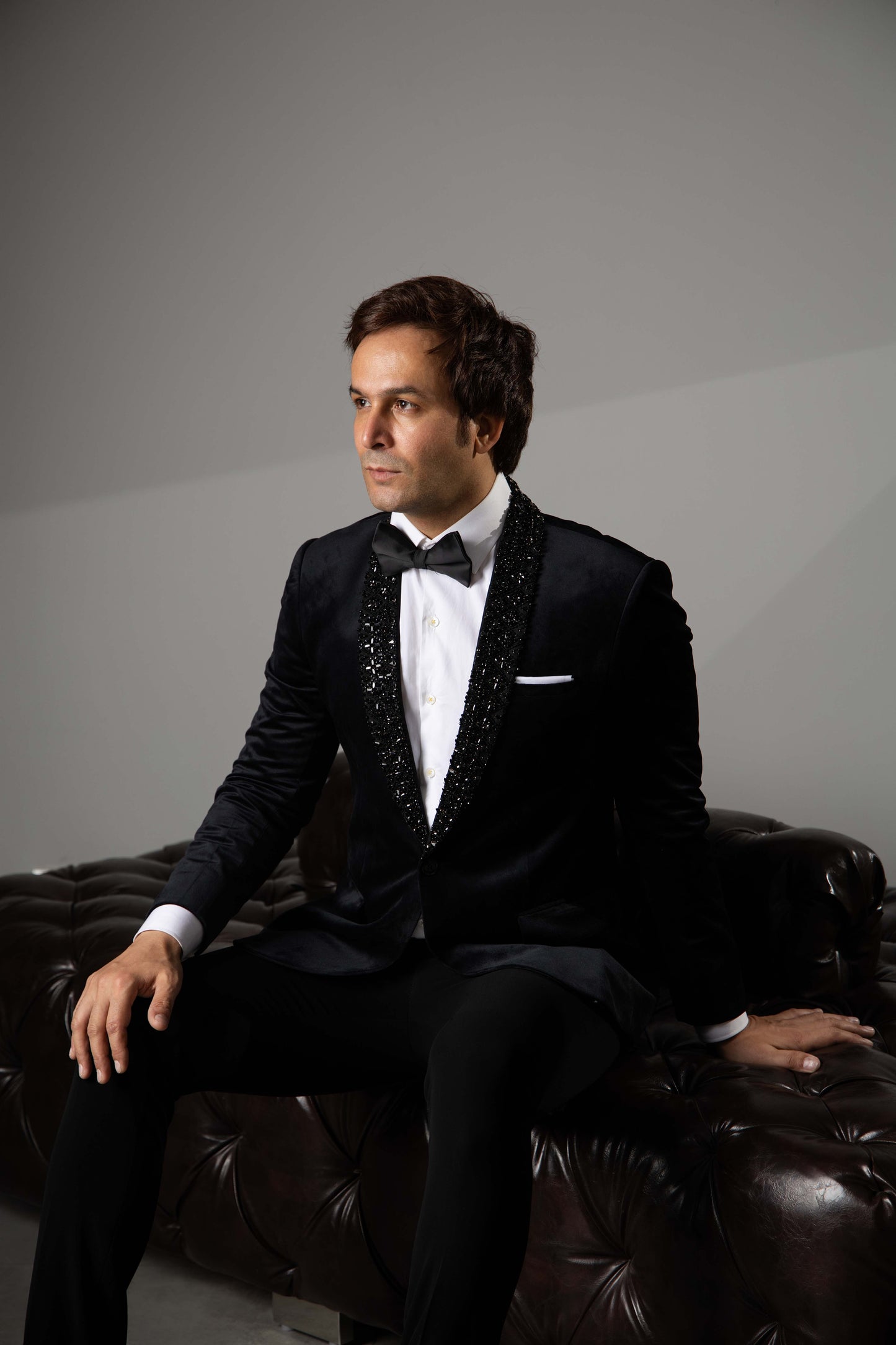 CRYSTLE STONE EMBROIDERY TUXEDO