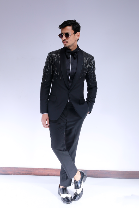 BLACK GLASS CUT EMBROIDERY TUXEDO