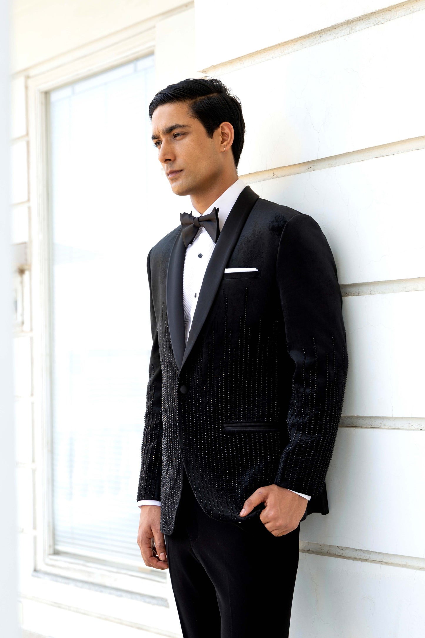 CRYSTLE STONE EMBROIDERY TUXEDO