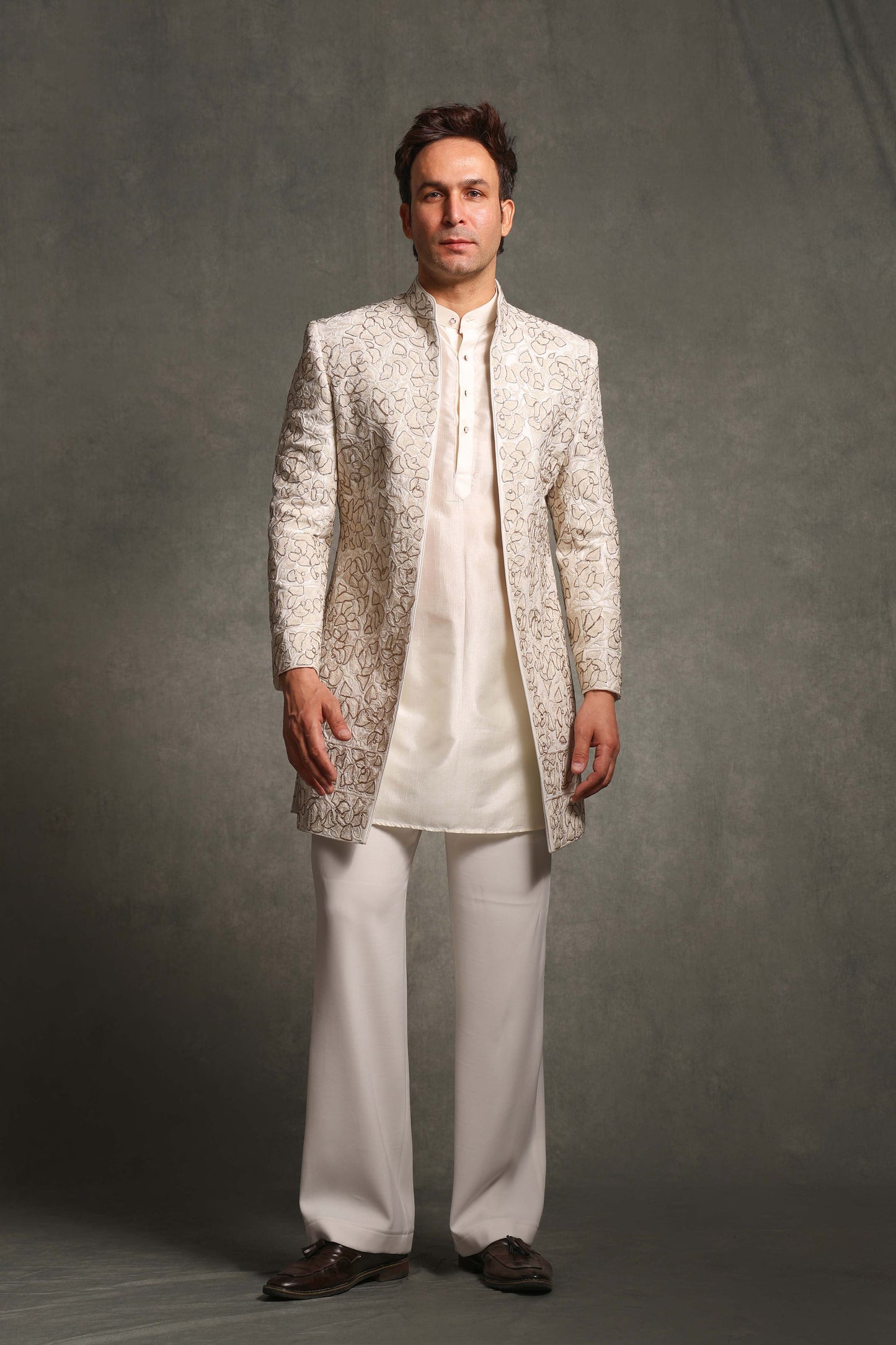 OPEN IVORY THREAD WITH GLASS EMBROIDERY INDOWESTERN