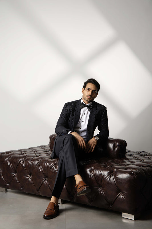BLACK GLASS CUT TUXEDO