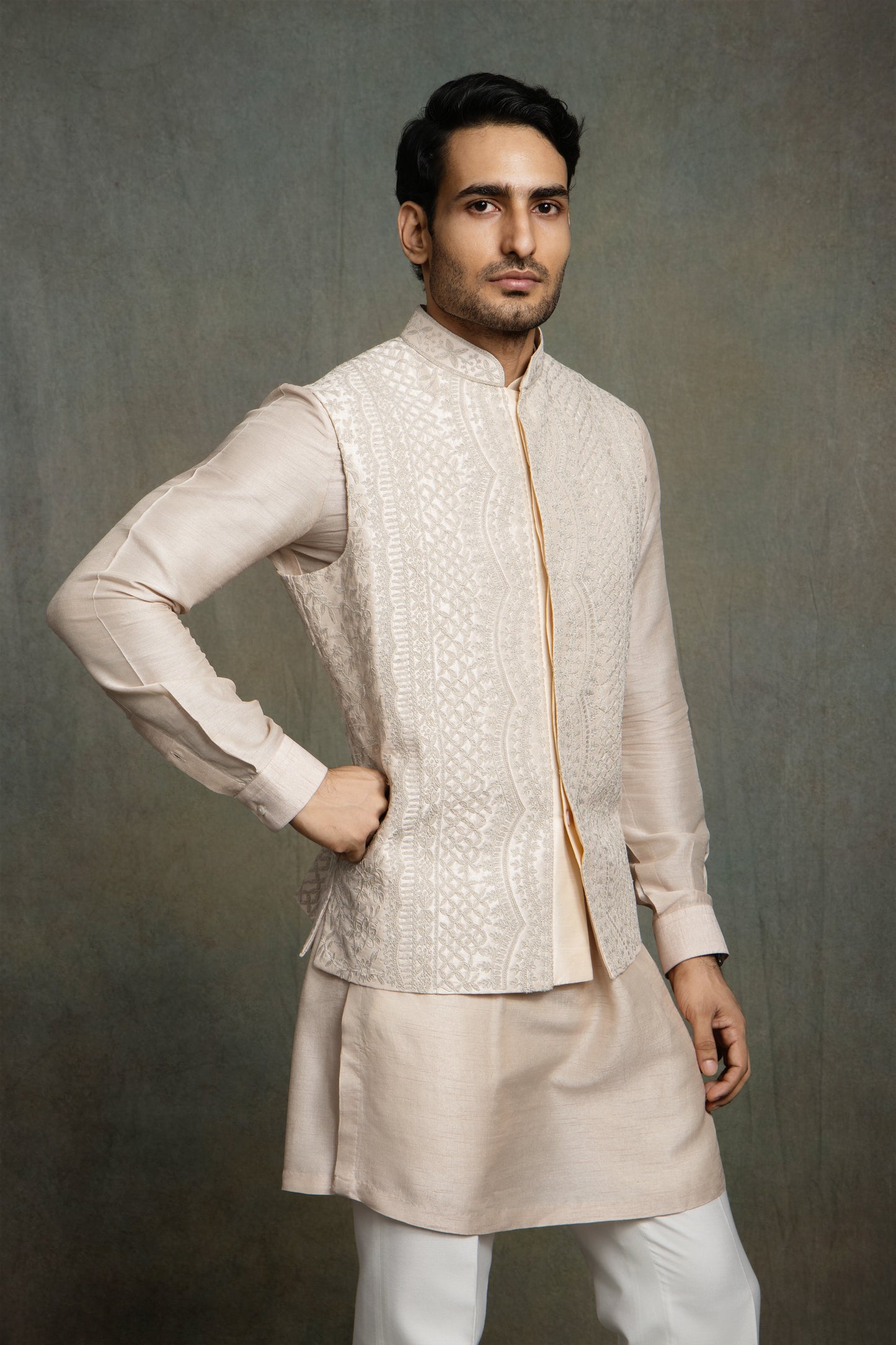 ROSE PINK GOLDERN THREAD EMBROIDERY NEHRU JACKET SET